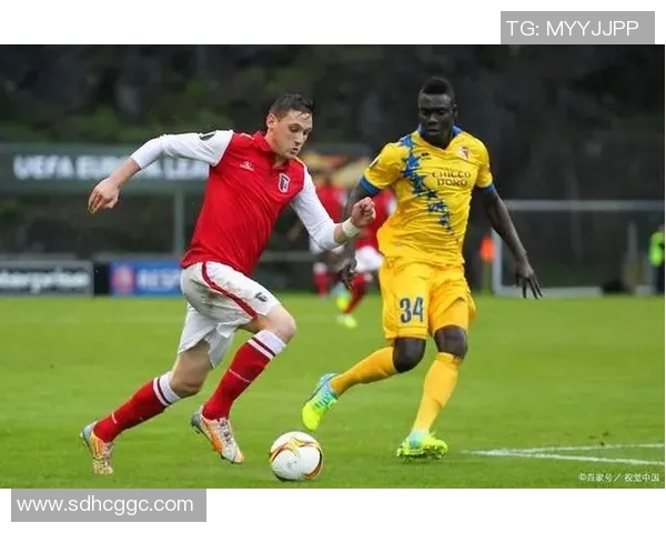 雷丁与德比都的精彩对决分析及赛季表现展望